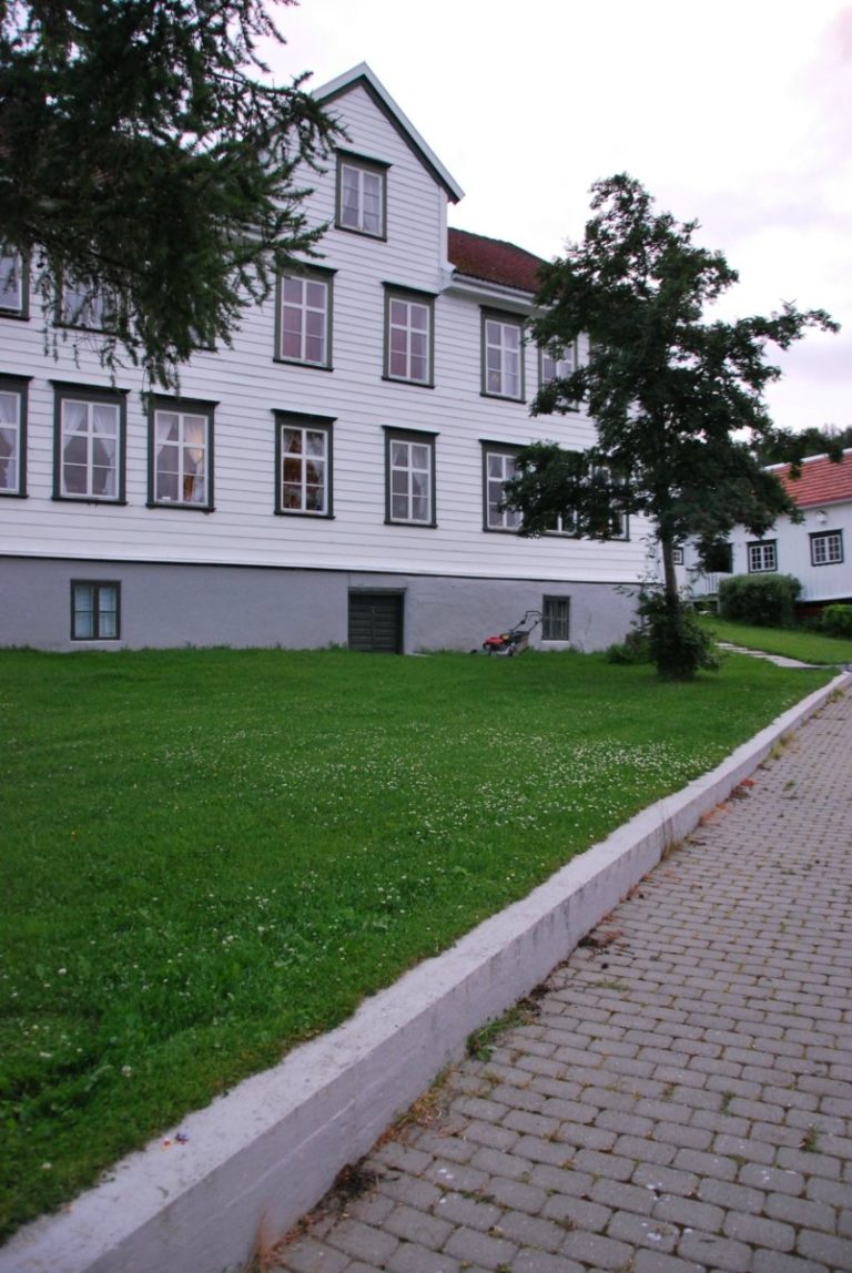 Main residence © Knut Hansvold
