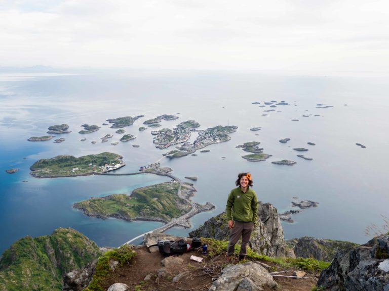 Festvågtinden are the most popular hike in Henningsvær © Kristin Folsland Olsen