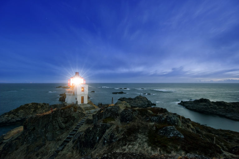 Moonlit nights really complete the experience © Øystein Lunde Ingvaldsen