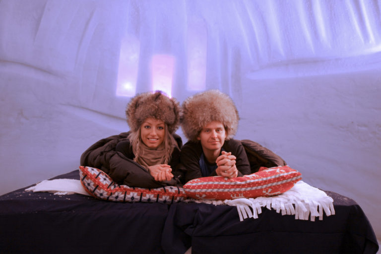 Stay the night. in a snow hotel © Kirkenes Snow Hotel
