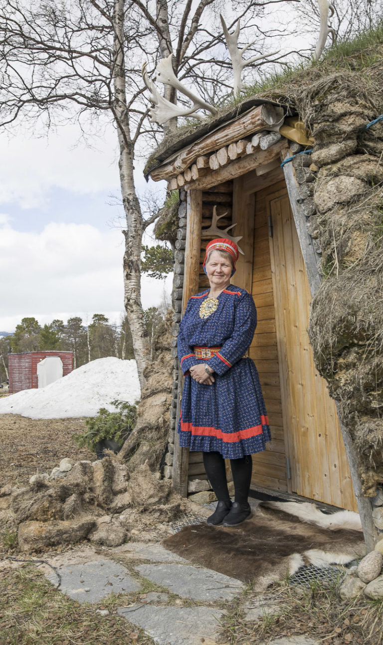 Welcome into the "gamme" - turf hut © Katrine Sørgård