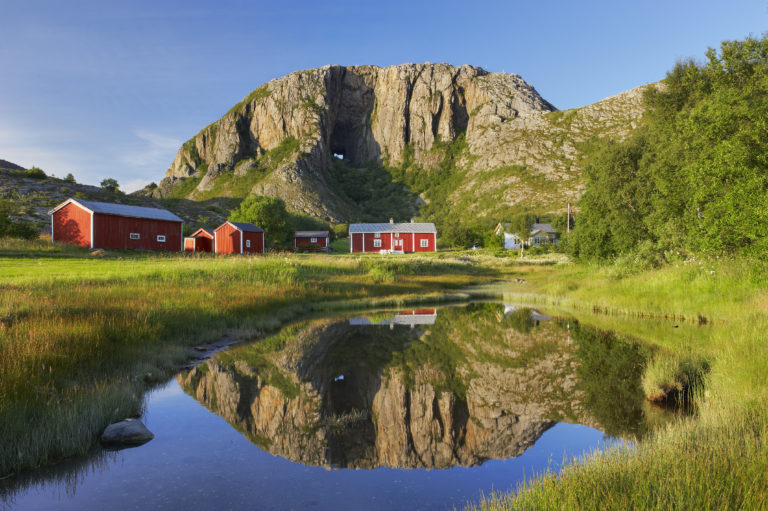 Nordlandshus under the Torghatten mountain, close to Brønnøysund. Photo: Bård Løken / nordnorge.com