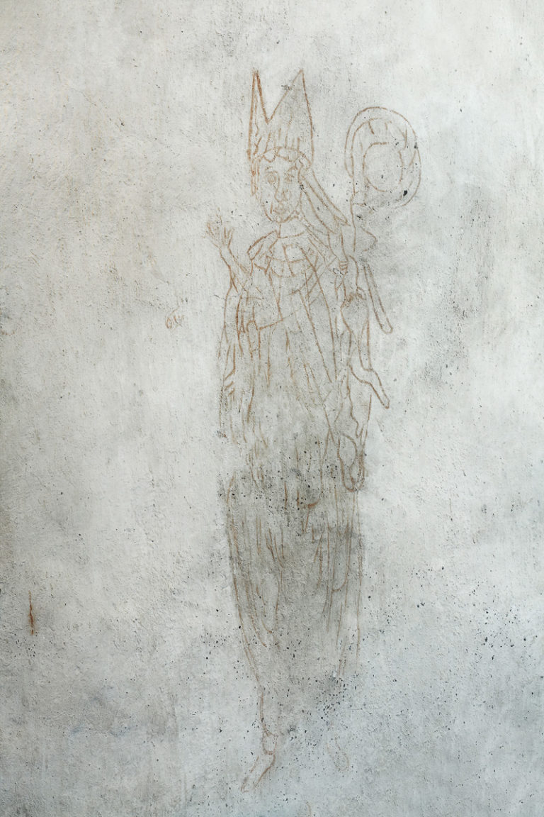 This bishop was painted in strong colours in the 15th c. on the church walls at Trondenes church. Since then, the original has faded, but you can see the original vivid colours in the exhibit at Trondenes historic centre © Yvonne Holth / www.nordnorge.com