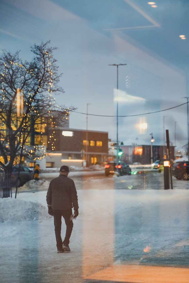 There is cozy restaurants and cafés where you can observe the city. ©Marie Nystad / www.nordnorge.com
