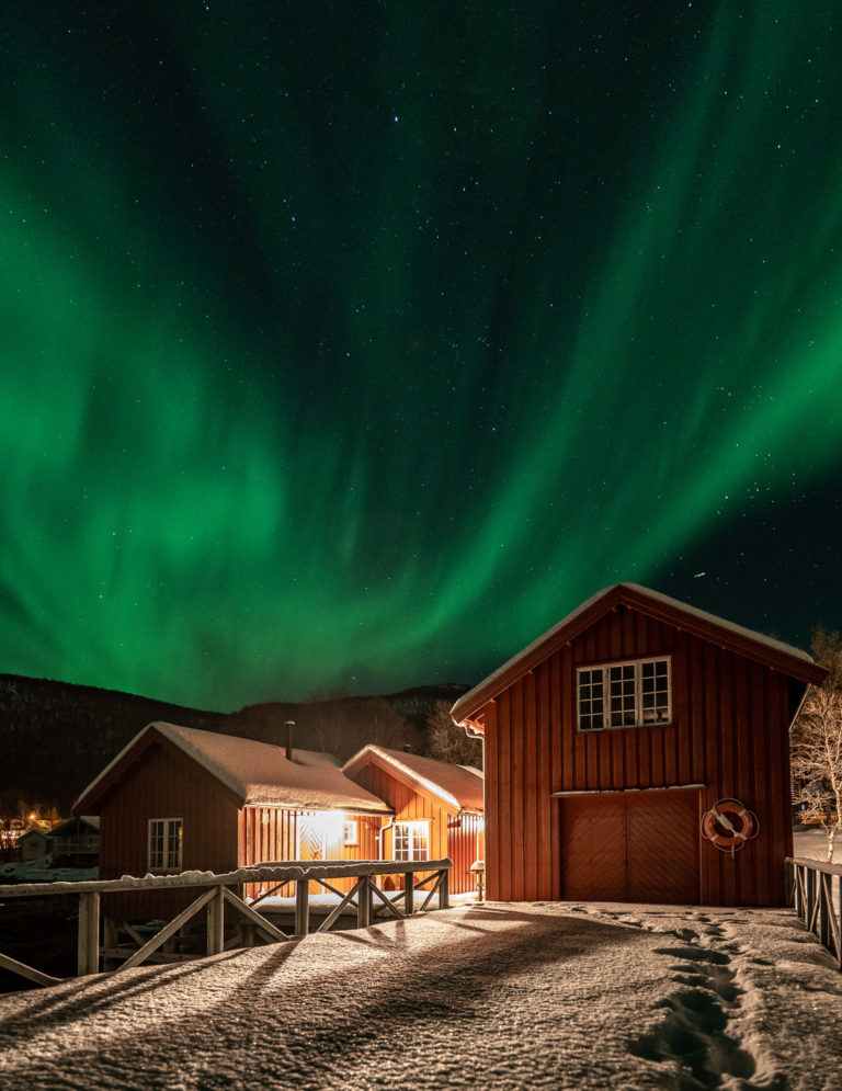 Aurora night at Lenvik museum with northern lights © Dag Arild Larsen/Midt-Troms Museum
