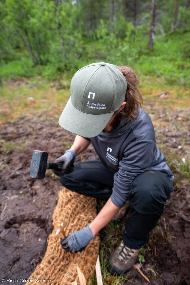 The work is physical and varied—and the volunteers are out all day © Rissa Citizen Science