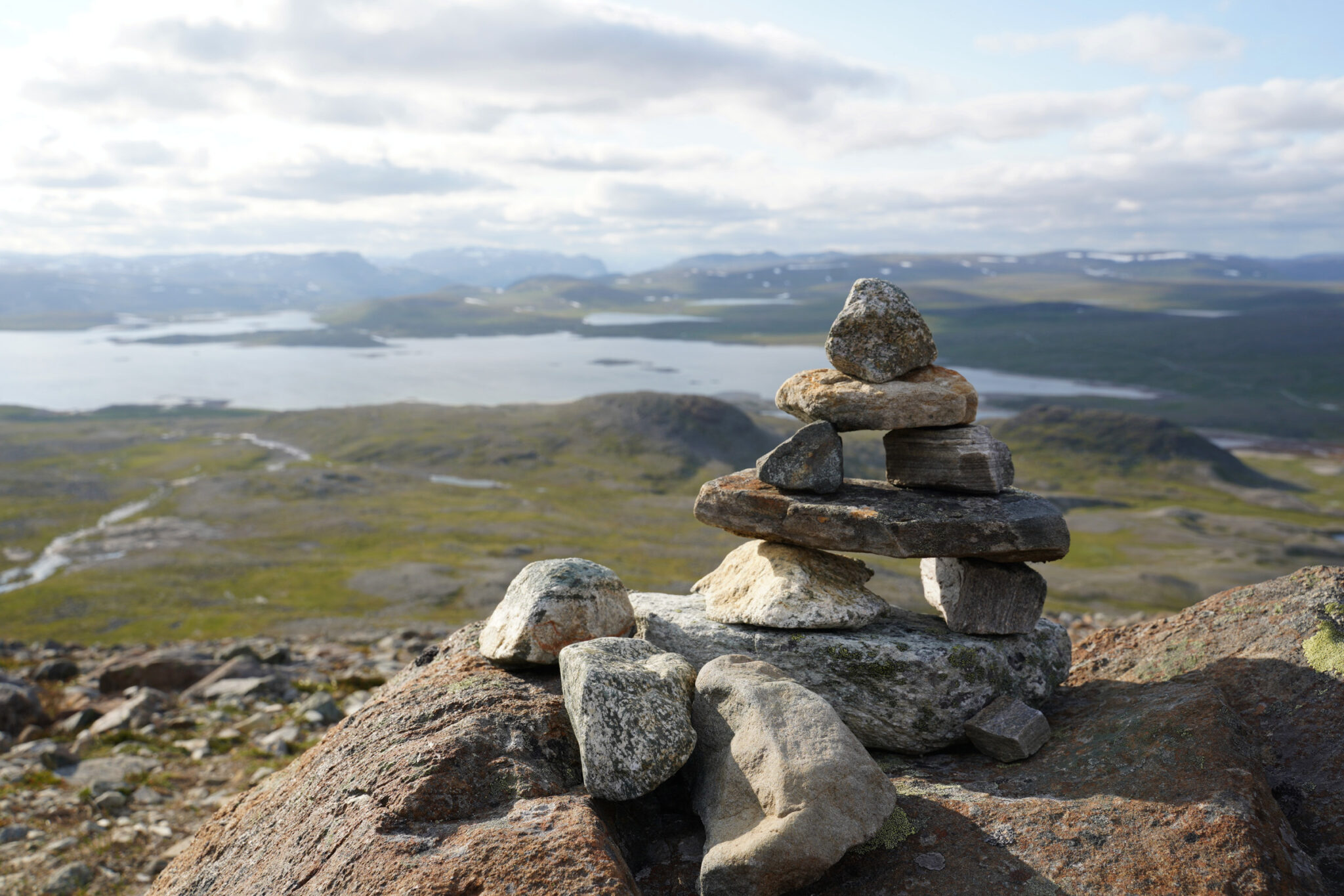 Cairns help hikers navigate rocky terrain where trails are difficult to see and painted markers would not last in the harsh weather. © Pauliina Toivanen