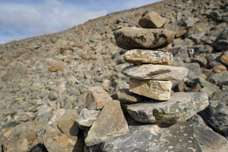 In Norway, cairn building is regulated by law and requires permission from landowners and, in protected areas, conservation authorities. © Pauliina Toivanen
