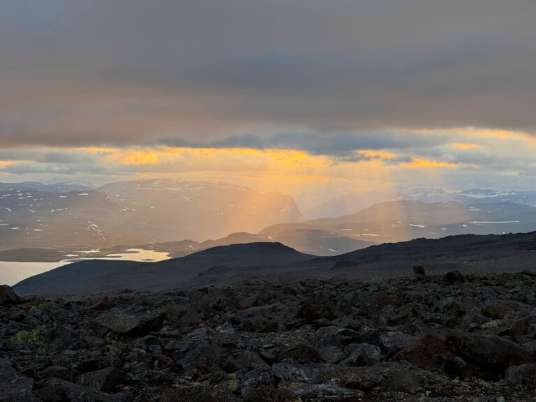 Norway’s scenery is more dramatic with the sharp-edged mountains and midnight sun shining from the north. © Pauliina Toivanen